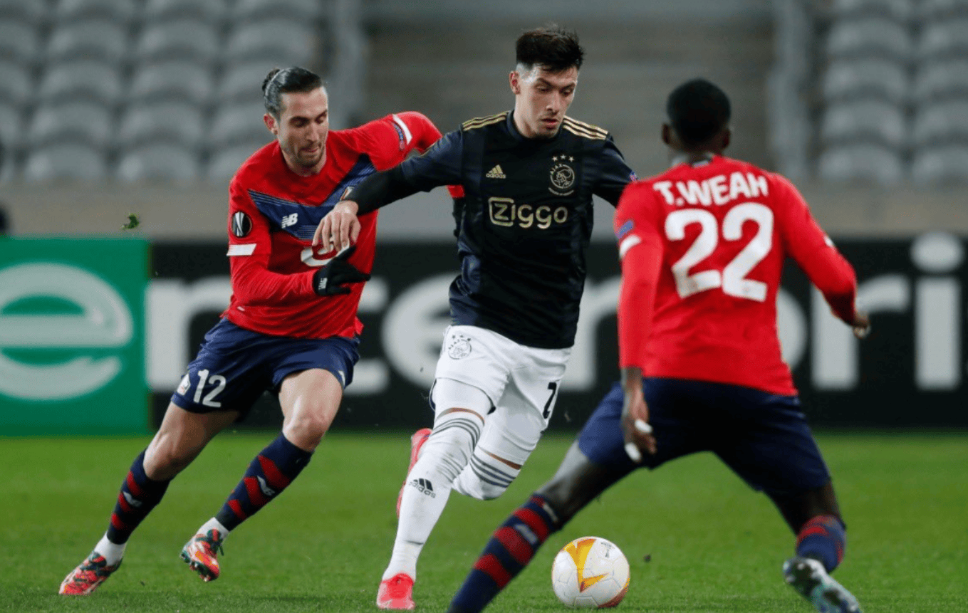 骑行爱好者穿骑行服唱说唱拍MV，运动体验别样精彩